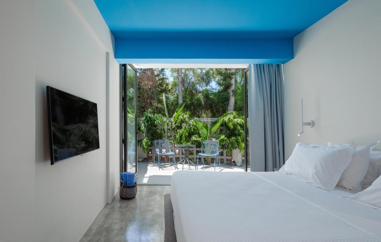 Adrop Pool Suites Paphos Eksteriør billede